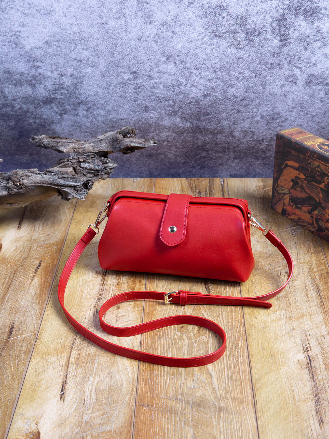 Outdoor Adventure Crossbody Sl - огляд і ціна Outdoor Adventure And Travel